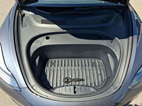 Used 2023 Tesla Model 3 Standard Range RWD image 30