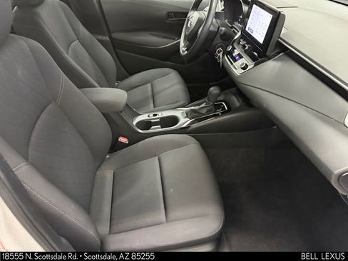 Used 2023 Toyota Corolla LE FWD image 31
