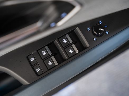 Used 2024 Audi RS e-tron GT Base image 46