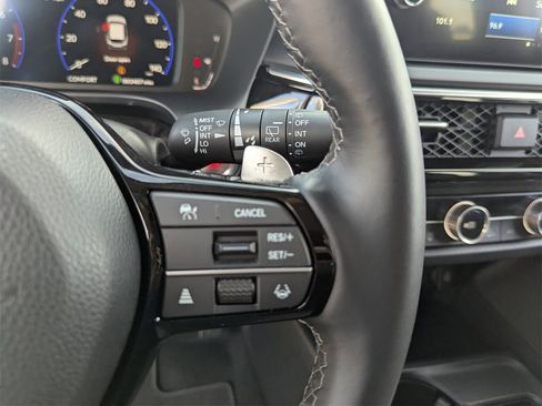 Certified 2025 Acura ADX FWD image 33