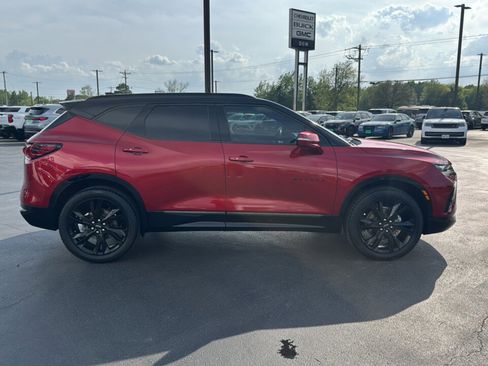 Used 2022 Chevrolet Blazer RS w/ Enhanced Convenience Package image 2