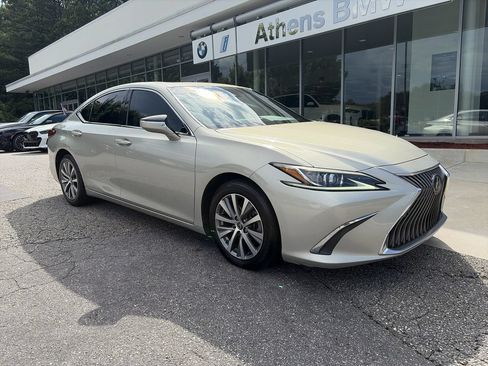 Used 2019 Lexus ES 350 w/ Premium Package FWD image 2