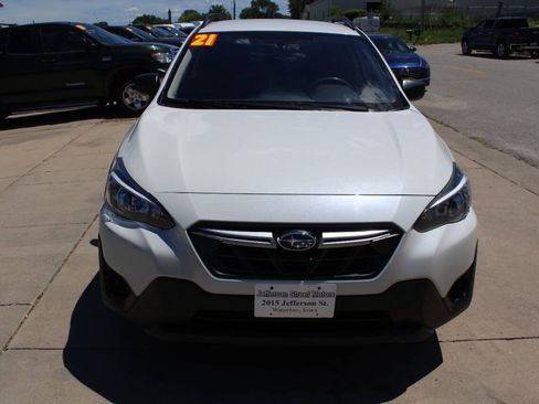 Used 2021 Subaru Crosstrek 2.0i AWD/4WD image 3