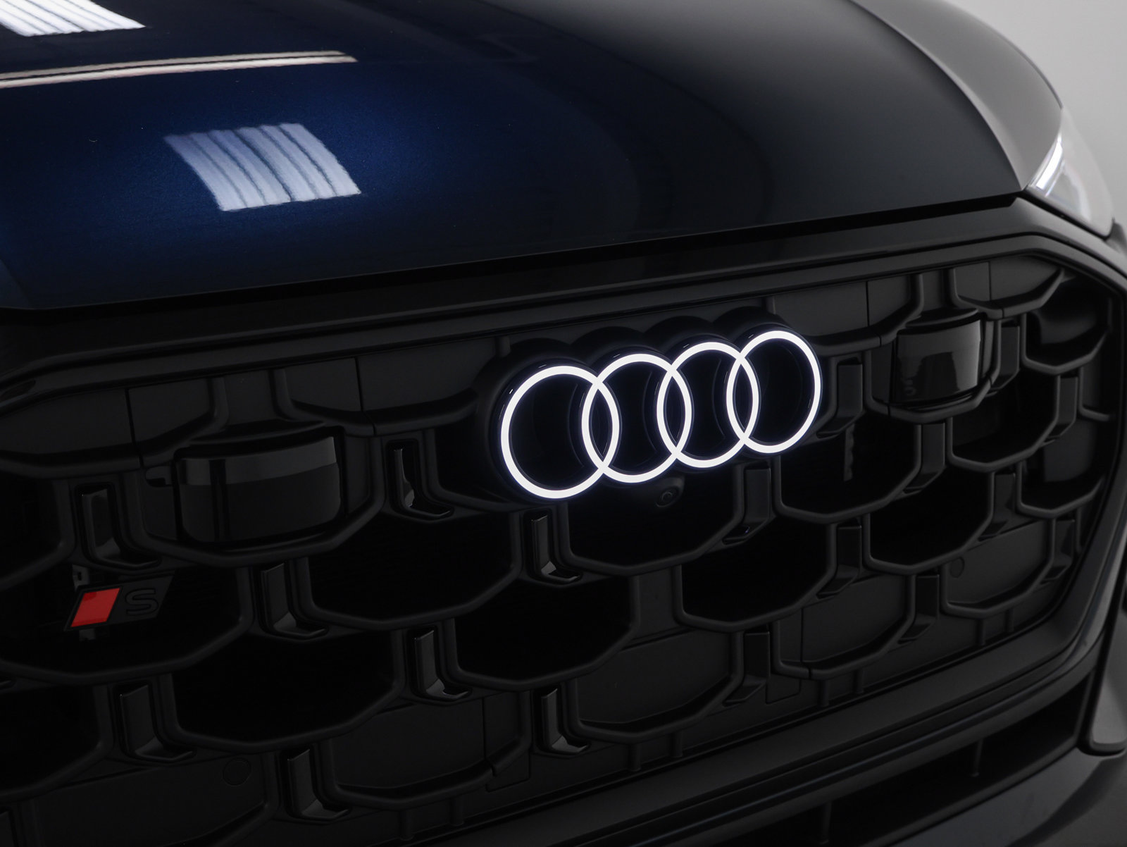 Used 2026 Audi SQ8 Premium Plus AWD/4WD image 18
