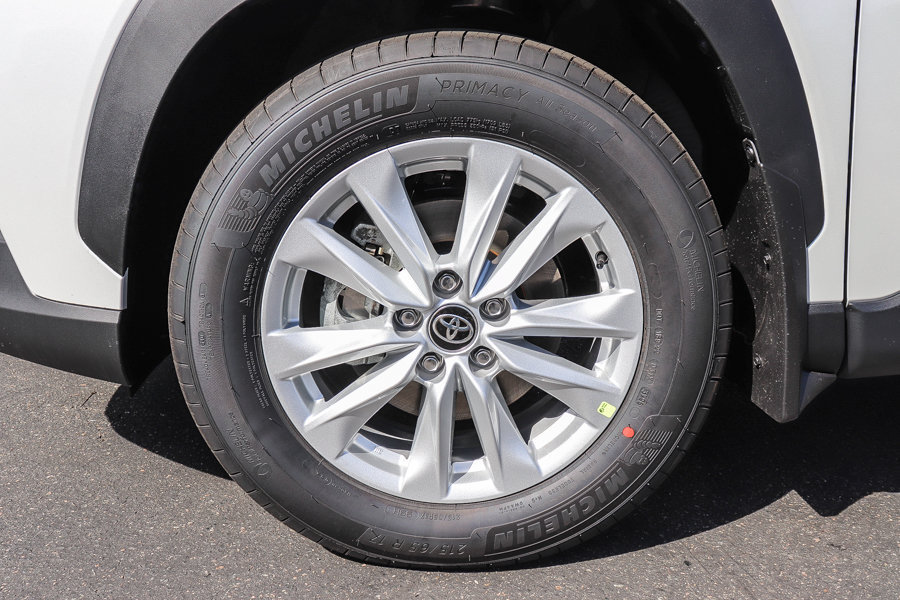 New 2026 Toyota Corolla Cross LE w/ Moonroof Package FWD image 11