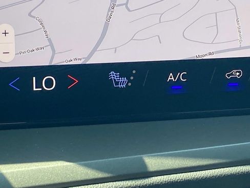 New 2026 Chevrolet Traverse LT w/ Driver Confidence Package image 23