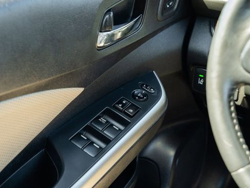 Used 2015 Honda CR-V Touring image 28
