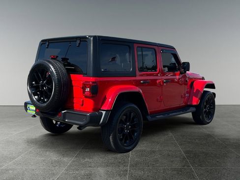 Used 2021 Jeep Wrangler Unlimited Sahara w/ Safety Group AWD/4WD image 10