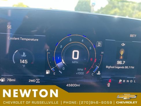Used 2025 Chevrolet Suburban Z71 w/ Comfort Package AWD/4WD image 17