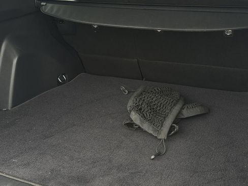 Used 2021 Toyota RAV4 XLE FWD image 27