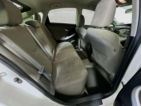 Used 2014 Toyota Prius Two image 24