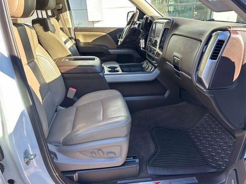 Used 2015 Chevrolet Silverado 1500 LTZ Z71 w/ LTZ Plus Package image 14