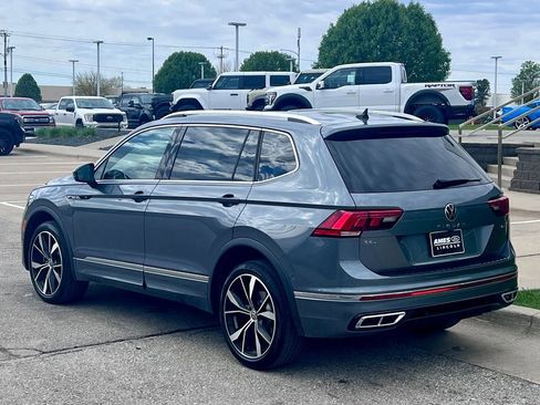 Used 2022 Volkswagen Tiguan SEL R-Line AWD/4WD image 4