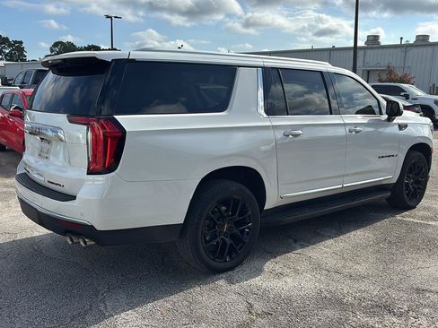 Used 2023 GMC Yukon XL Denali RWD image 7