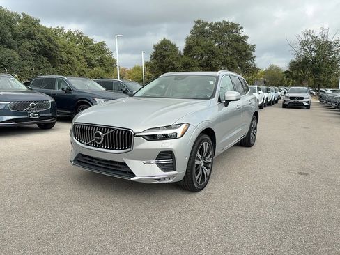 Certified 2022 Volvo XC60 B6 Inscription image 2
