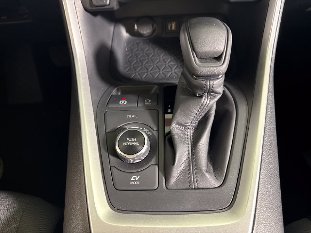 Certified 2024 Toyota RAV4 XLE w/ Convenience Package AWD/4WD image 37