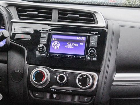 Used 2017 Honda Fit LX image 19