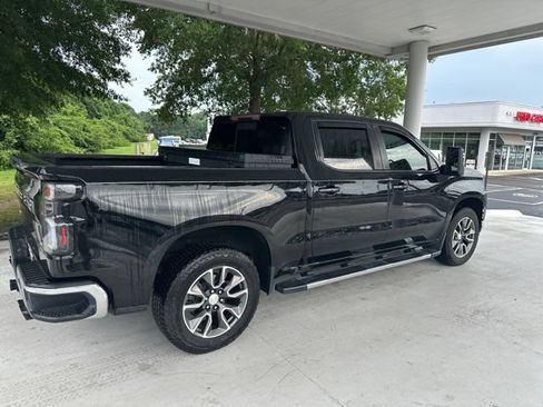 Used 2021 Chevrolet Silverado 1500 LT w/ All Star Edition Plus AWD/4WD image 3