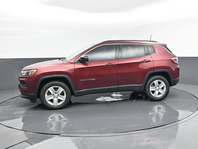 Used 2022 Jeep Compass Latitude AWD/4WD image 5