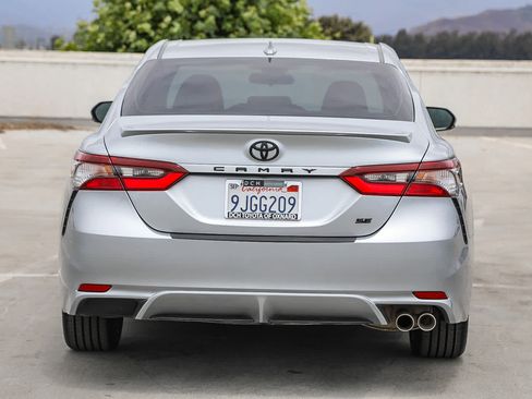 Used 2024 Toyota Camry SE FWD image 6