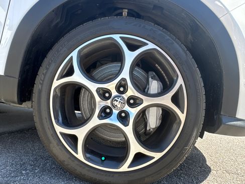 Used 2024 Alfa Romeo Tonale Sprint image 15