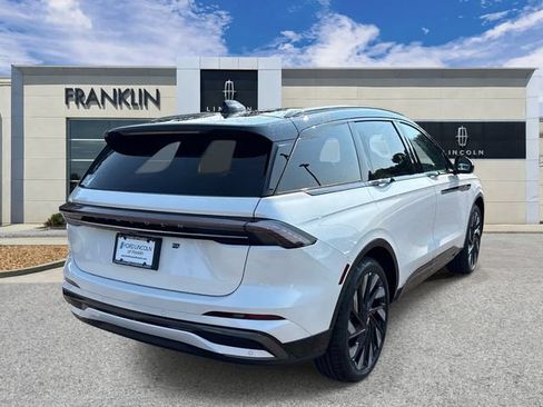New 2026 Lincoln Nautilus Reserve AWD/4WD image 7