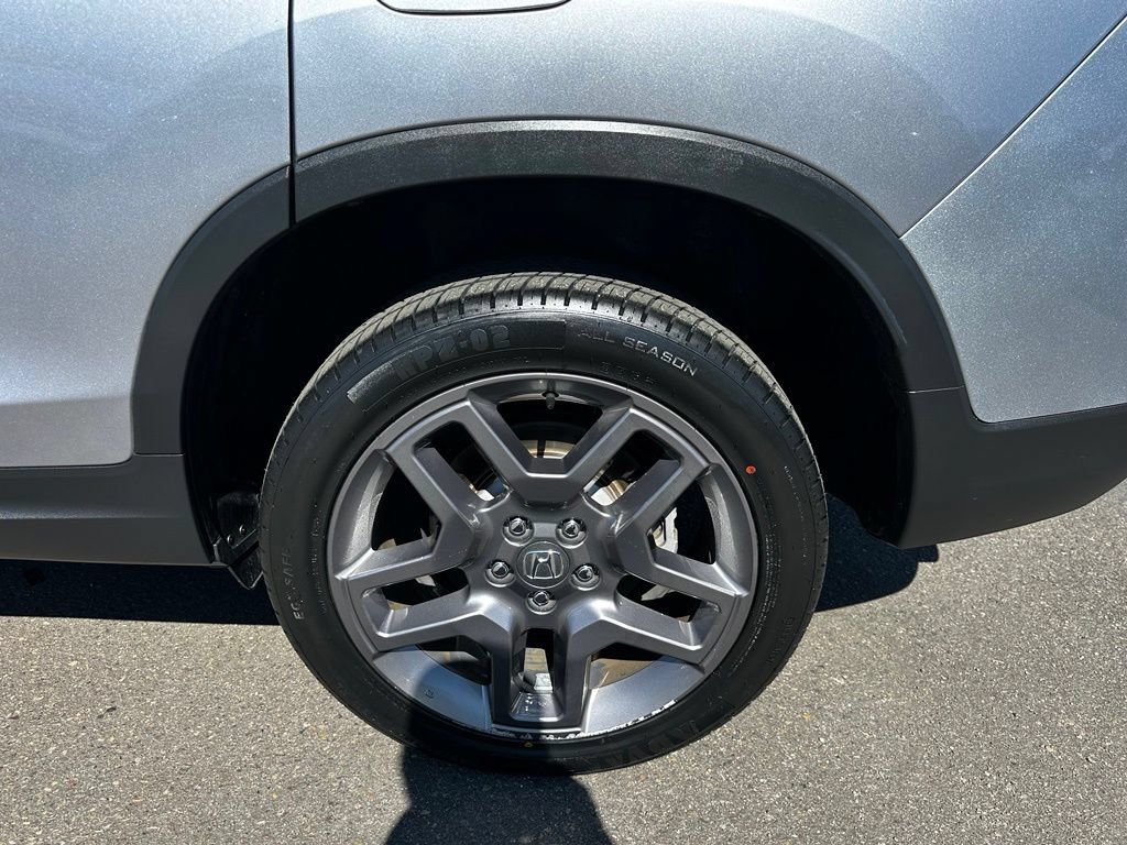Used 2023 Honda Passport EX-L image 11