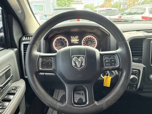 Used 2020 RAM 1500 Classic SLT AWD/4WD image 13