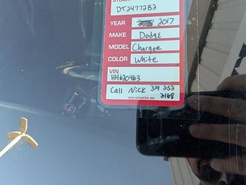 Used 2017 Dodge Charger R/T Scat Pack w/ Technology Group image 27