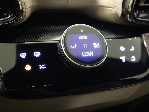 Certified 2023 Ferrari Purosangue AWD/4WD image 36