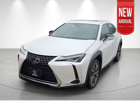 Used 2021 Lexus UX 200 w/ Premium Package FWD image 1