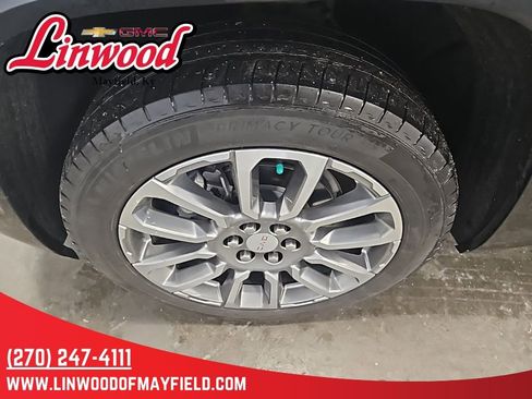 Used 2023 GMC Acadia Denali FWD image 6