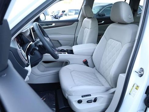 New 2026 Volkswagen Atlas SEL Premium R-Line image 10