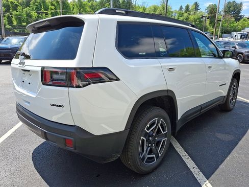 New 2026 Jeep Cherokee Laredo AWD/4WD image 3