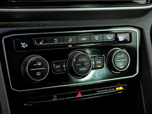 Used 2023 Volkswagen Atlas Cross Sport SEL Premium R-Line image 23