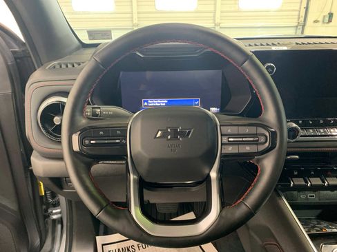 Used 2024 Chevrolet Colorado Z71 w/ Z71 Convenience Package 2 image 7