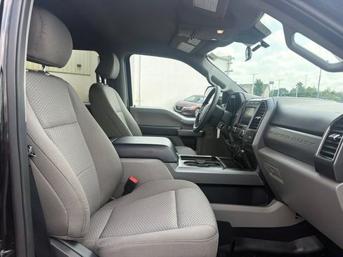 Used 2022 Ford F350 XLT w/ XLT Premium Package AWD/4WD image 41