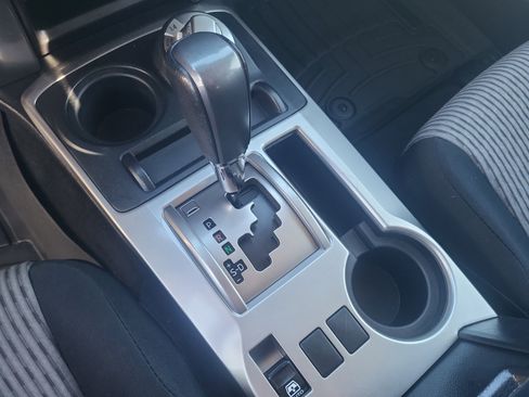 Used 2015 Toyota 4Runner SR5 image 18