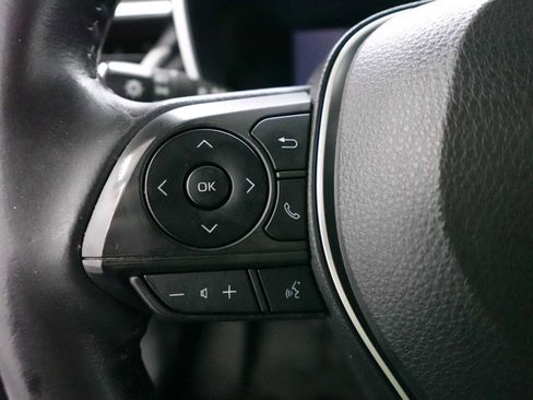 Used 2023 Toyota Corolla Cross XLE w/ Convenience Package image 17