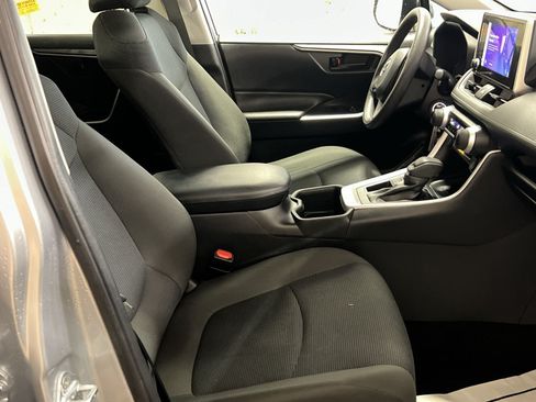 Used 2025 Toyota RAV4 LE FWD image 37