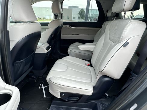 Used 2023 Hyundai Palisade Calligraphy AWD/4WD image 10