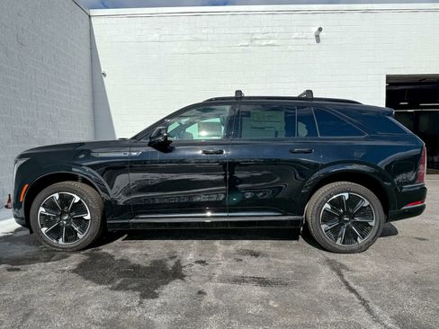 New 2025 Cadillac Escalade IQ Sport 1 w/ Smart Trailering package AWD/4WD image 8