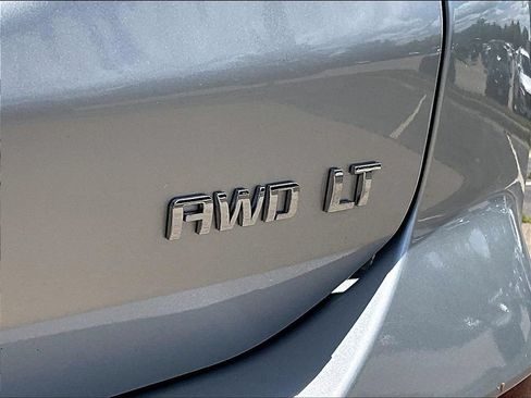 Used 2021 Chevrolet Equinox LT AWD/4WD image 28