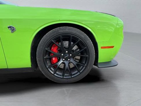 Used 2015 Dodge Challenger SRT Hellcat image 28