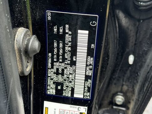 Used 2024 Toyota 4Runner SR5 image 28