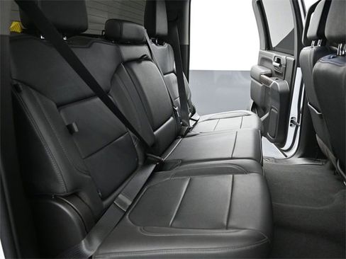 Used 2021 GMC Sierra 2500 SLT image 24