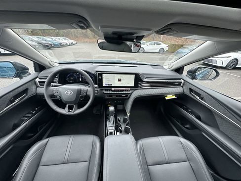New 2026 Toyota Camry XLE AWD/4WD image 36