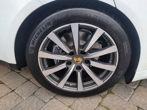 Used 2016 Porsche Panamera 4 image 7