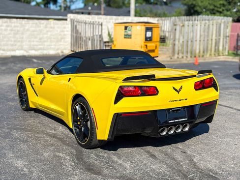 Used 2018 Chevrolet Corvette Stingray Convertible RWD image 14
