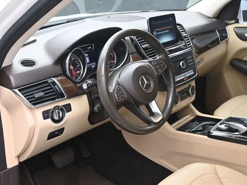 Used 2018 Mercedes-Benz GLE 350 image 18